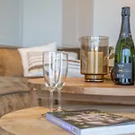 3e Verdiep Op De Zeedijk In Hartje Voor Max 7 Personen * Knokke-Heist