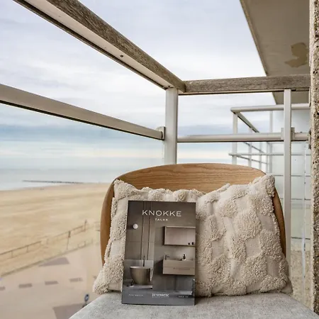 3E Verdiep Appartement Op De Zeedijk In Hartje Knokke Voor Max 7 Personen Knokke-Heist